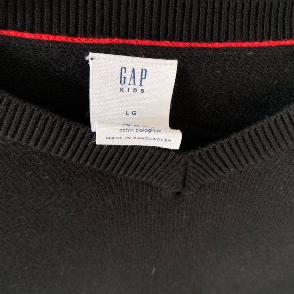 Gap Kids black crew neck - Picture 2 of 2
